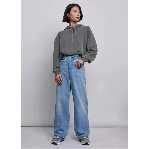 NWT Levi's High Loose Jean High Rise Wide Leg Denim Blue 31 - Picture 1 of 13